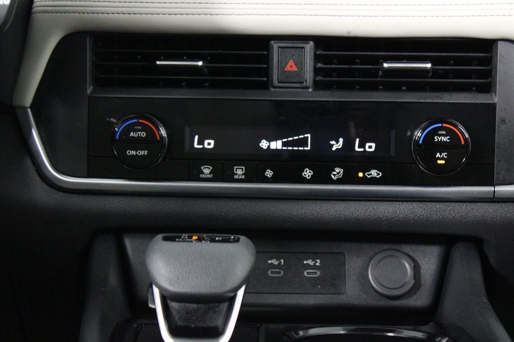 2025 Nissan Rogue SV