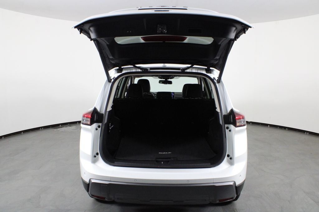 2026 Nissan Rogue SL