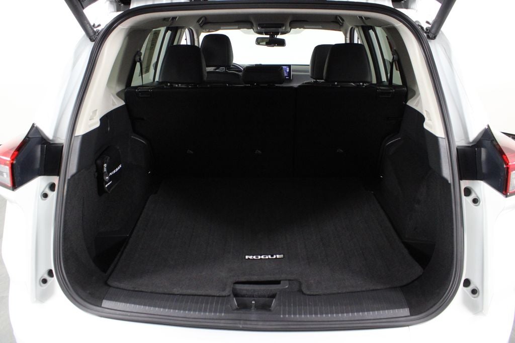 2026 Nissan Rogue SL