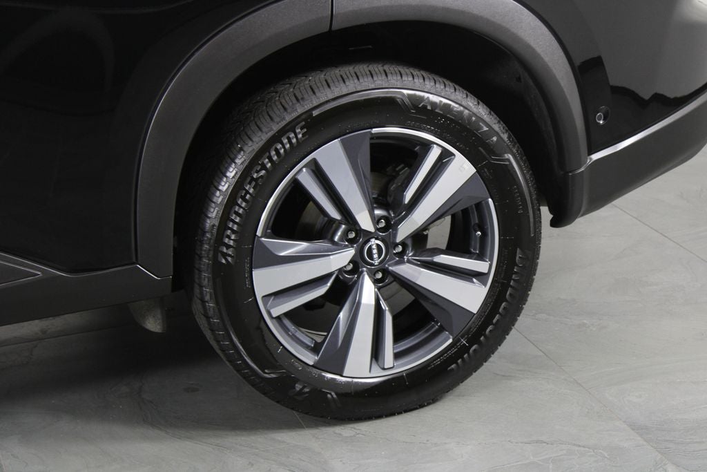 2026 Nissan Rogue SL