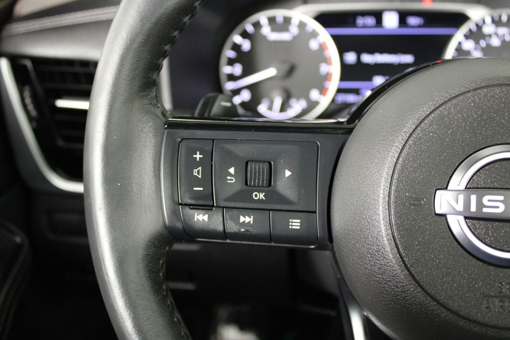 2022 Nissan Rogue SL