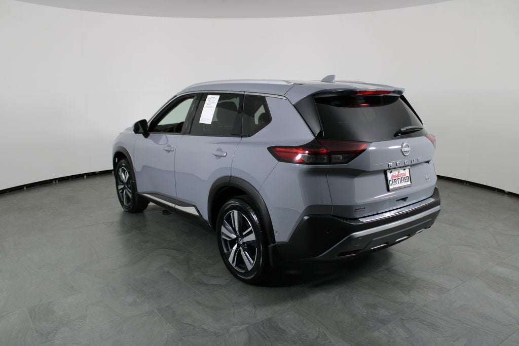 2022 Nissan Rogue SL
