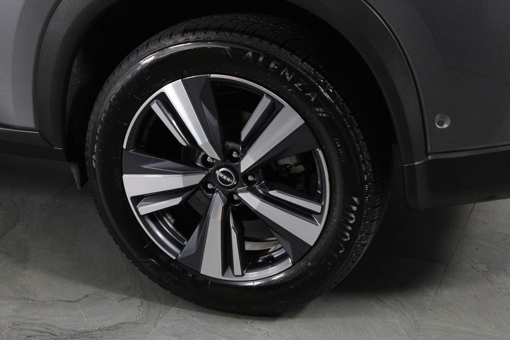 2026 Nissan Rogue SL