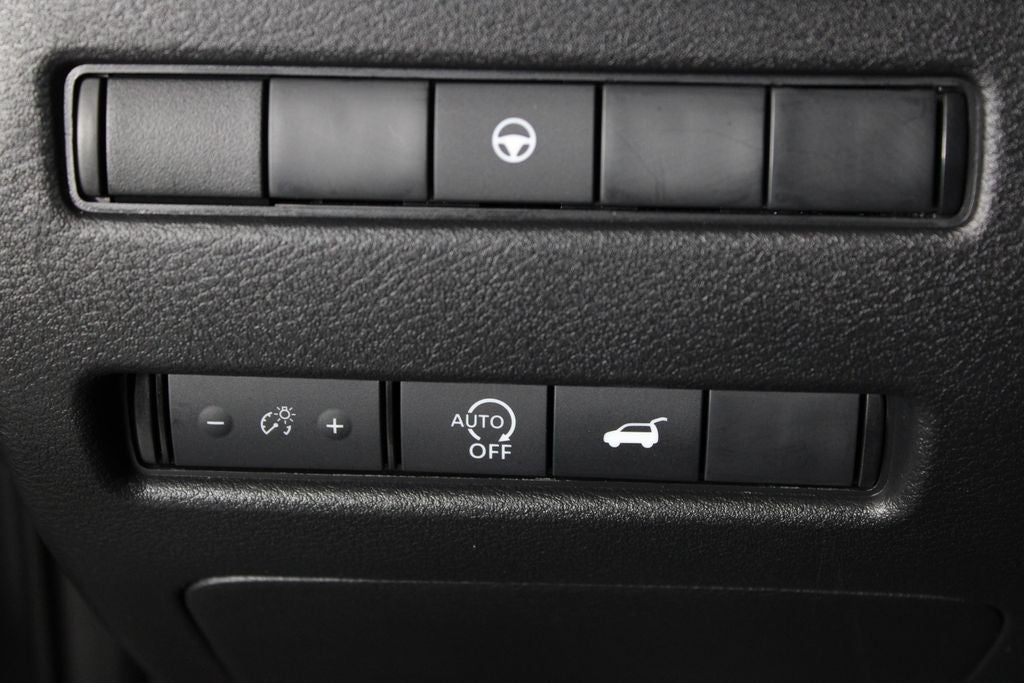 2026 Nissan Rogue SL