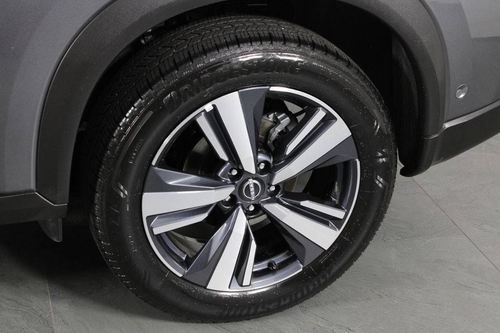 2026 Nissan Rogue SL