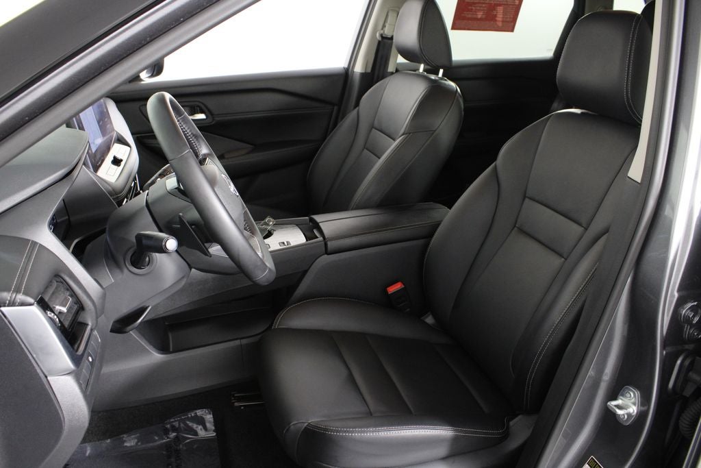 2026 Nissan Rogue SL