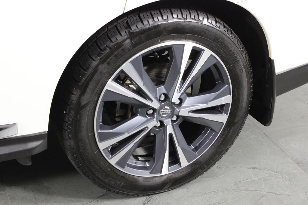 2020 Nissan Pathfinder Platinum