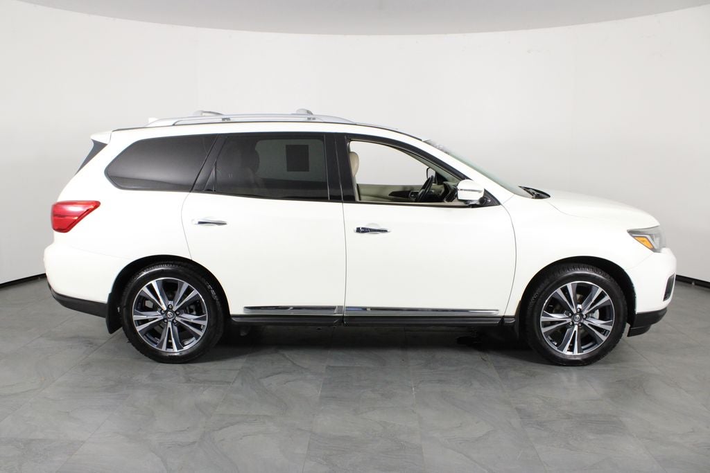 2020 Nissan Pathfinder Platinum