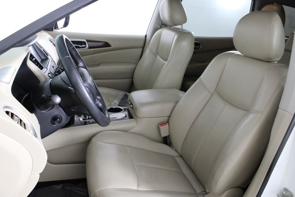 2020 Nissan Pathfinder Platinum