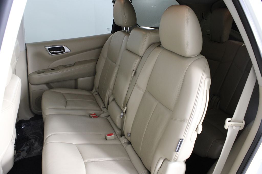 2020 Nissan Pathfinder Platinum