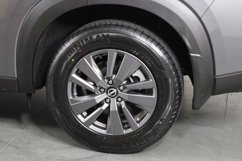 2024 Nissan Pathfinder S