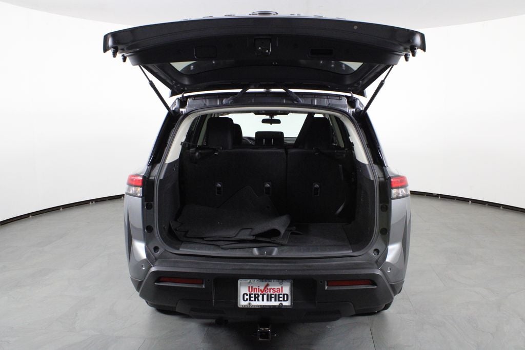 2024 Nissan Pathfinder S