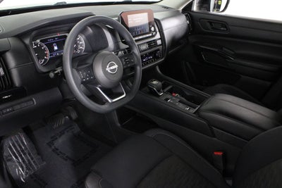 2024 Nissan Pathfinder S