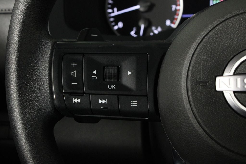 2024 Nissan Pathfinder S
