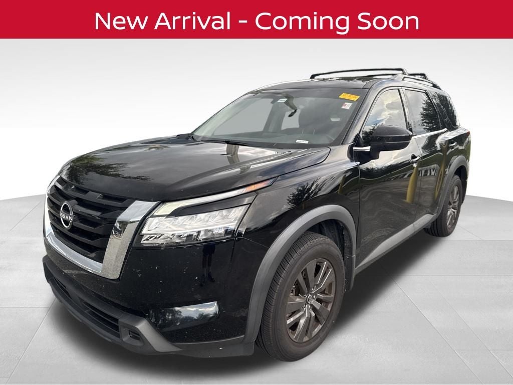 2022 Nissan Pathfinder SV