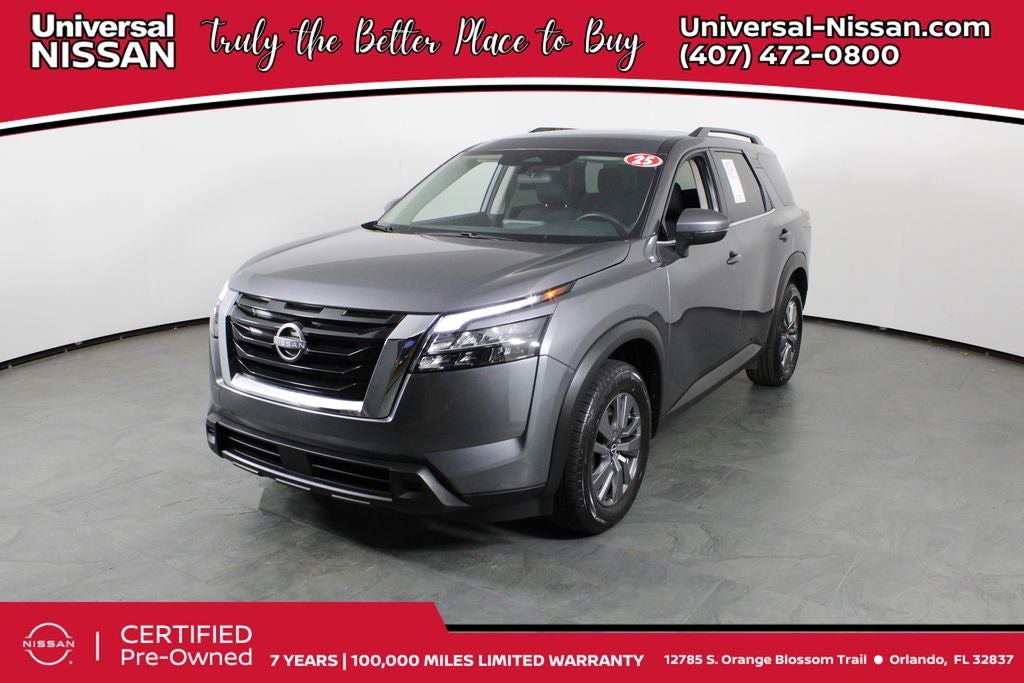 2025 Nissan Pathfinder SV