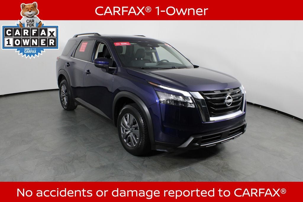 2025 Nissan Pathfinder SV