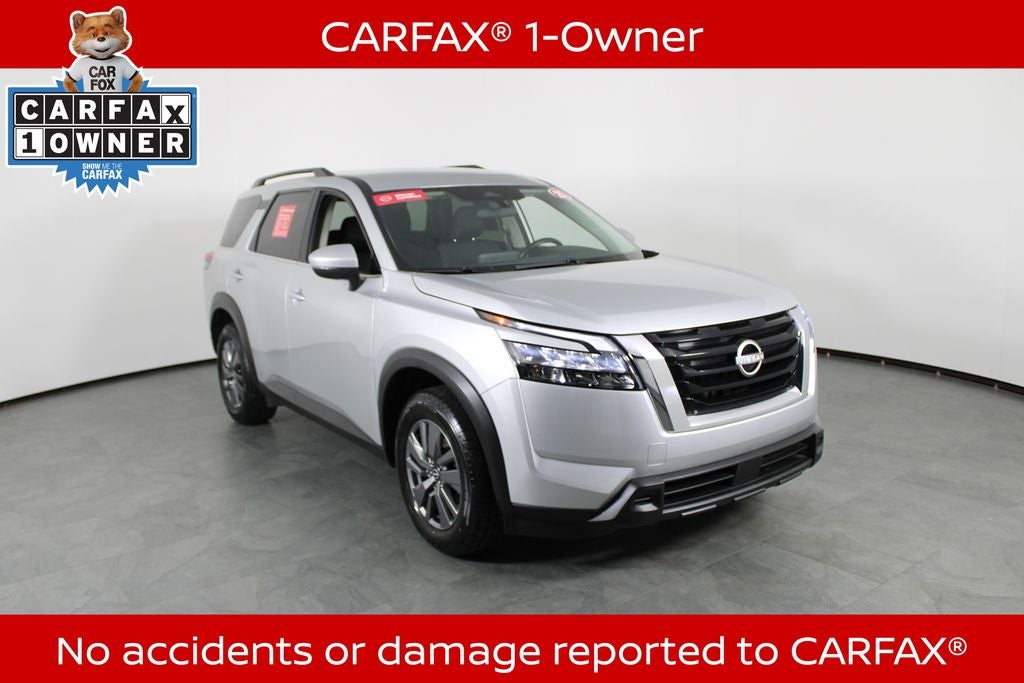 2025 Nissan Pathfinder SV