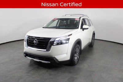 2022 Nissan Pathfinder SL