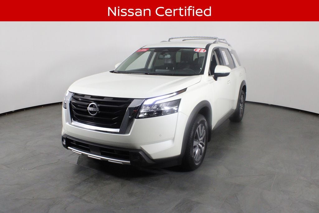 2022 Nissan Pathfinder SL