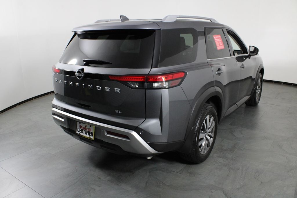 2025 Nissan Pathfinder SL