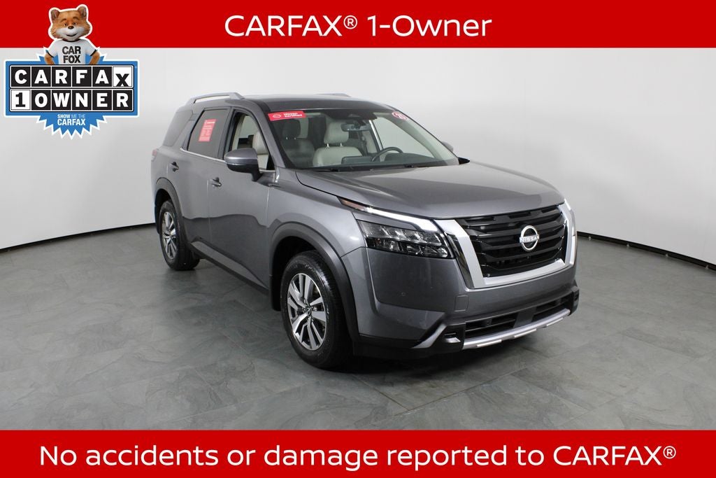 2025 Nissan Pathfinder SL