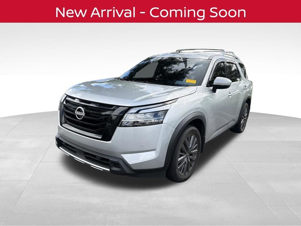 2024 Nissan Pathfinder SL