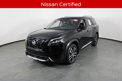 2025 Nissan Pathfinder Platinum