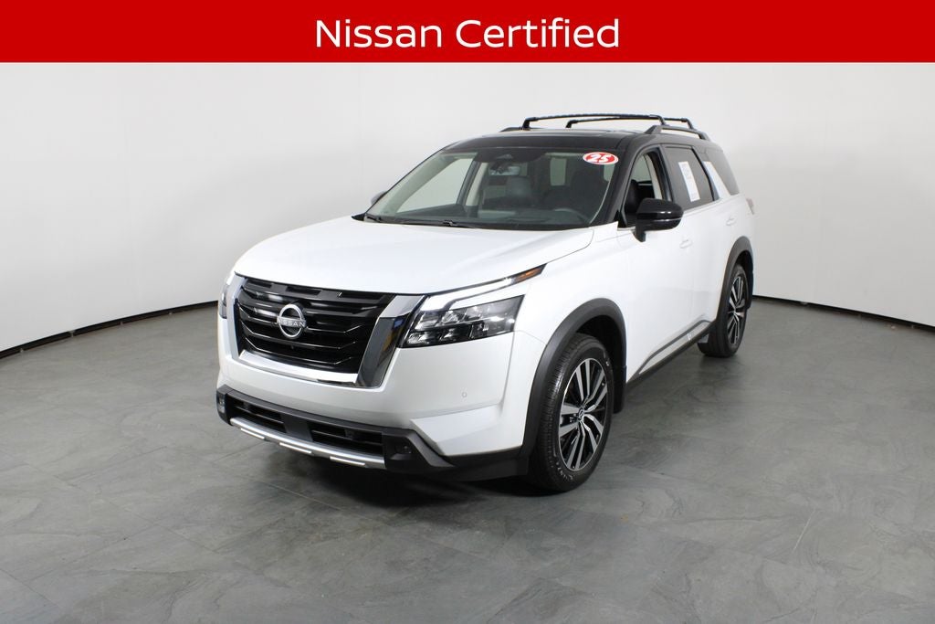 2025 Nissan Pathfinder Platinum