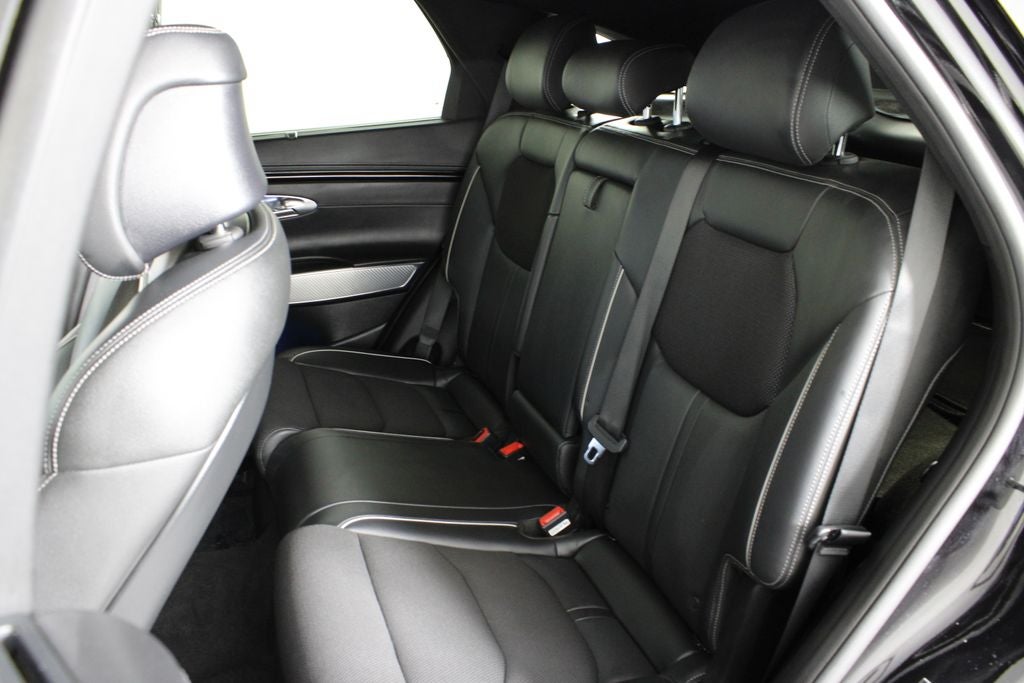 2024 Genesis GV70 2.5T