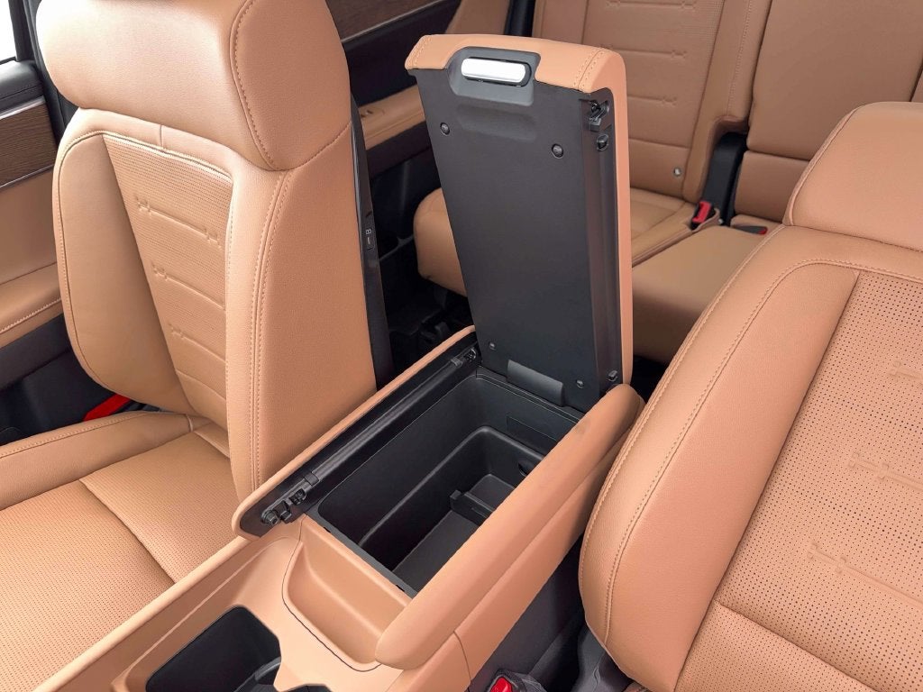 2027 Hyundai Santa Fe Limited 7 Passenger