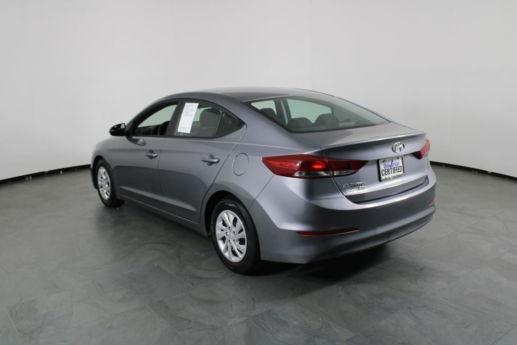 2018 Hyundai Elantra SE