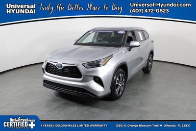 2022 Toyota Highlander Hybrid XLE