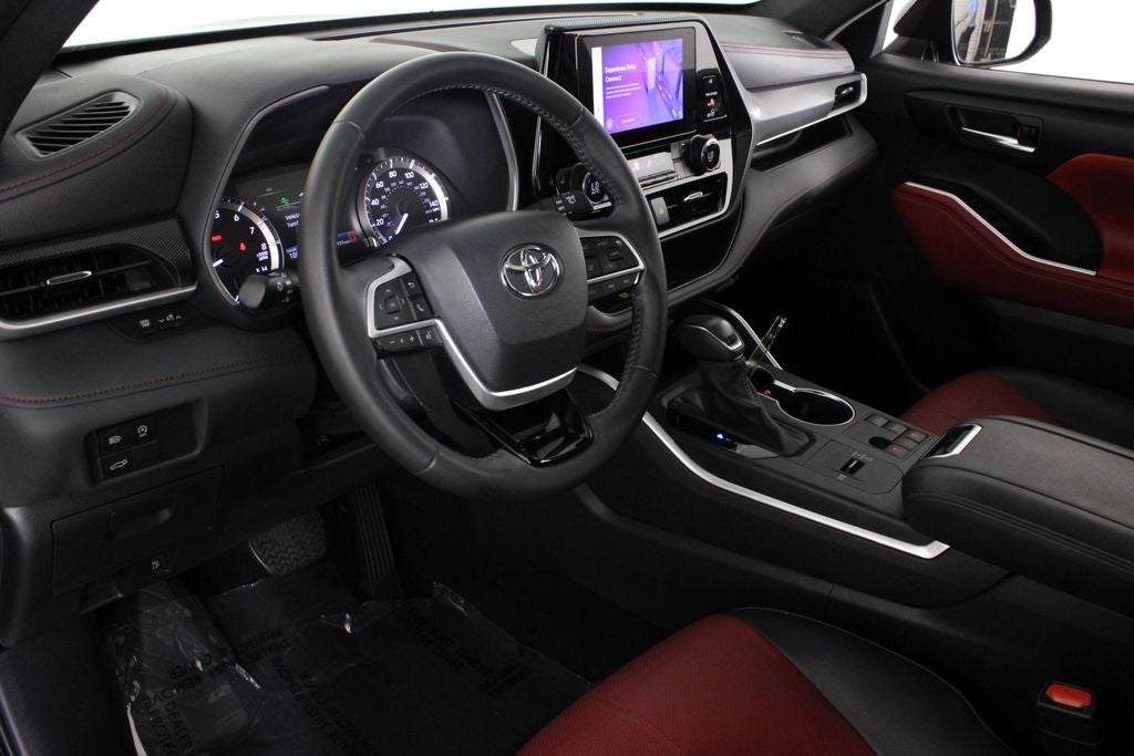2024 Toyota Highlander XSE
