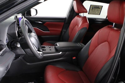 2024 Toyota Highlander XSE