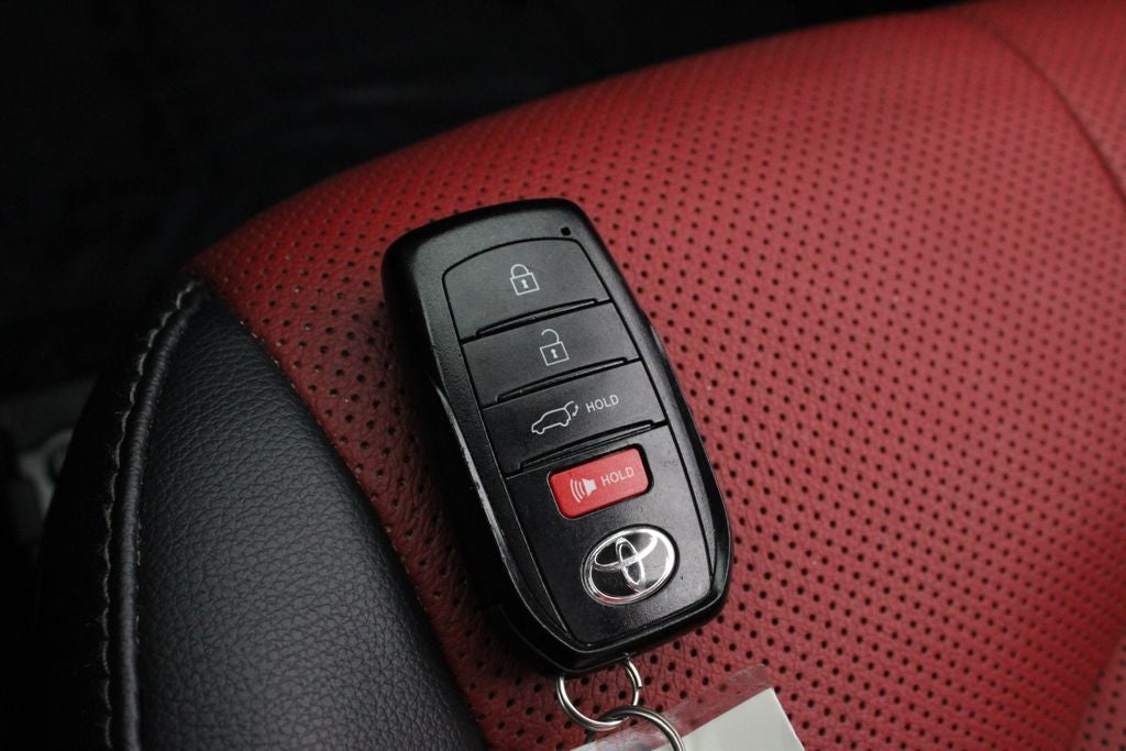 2024 Toyota Highlander XSE