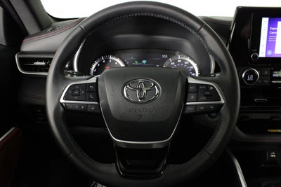 2024 Toyota Highlander XSE