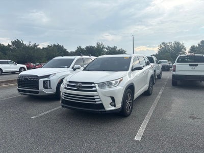 2017 Toyota Highlander XLE