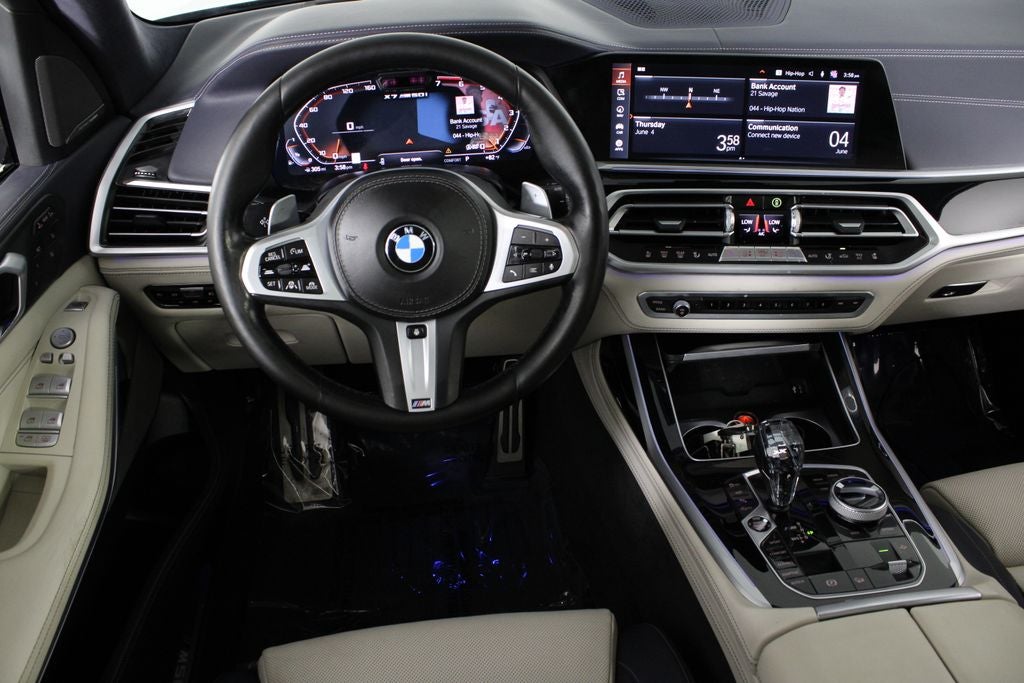 2021 BMW X7 M50i