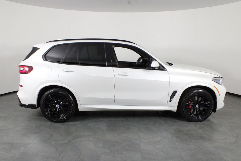 2022 BMW X5 M50i