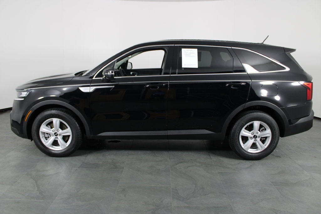 2022 Kia Sorento LX