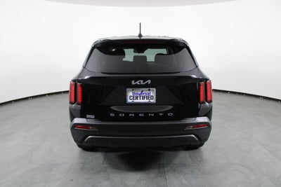 2022 Kia Sorento LX