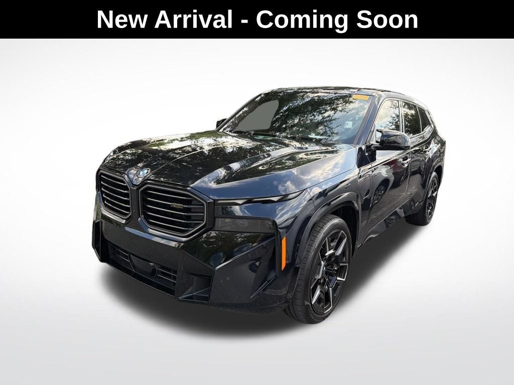 2023 BMW XM Base