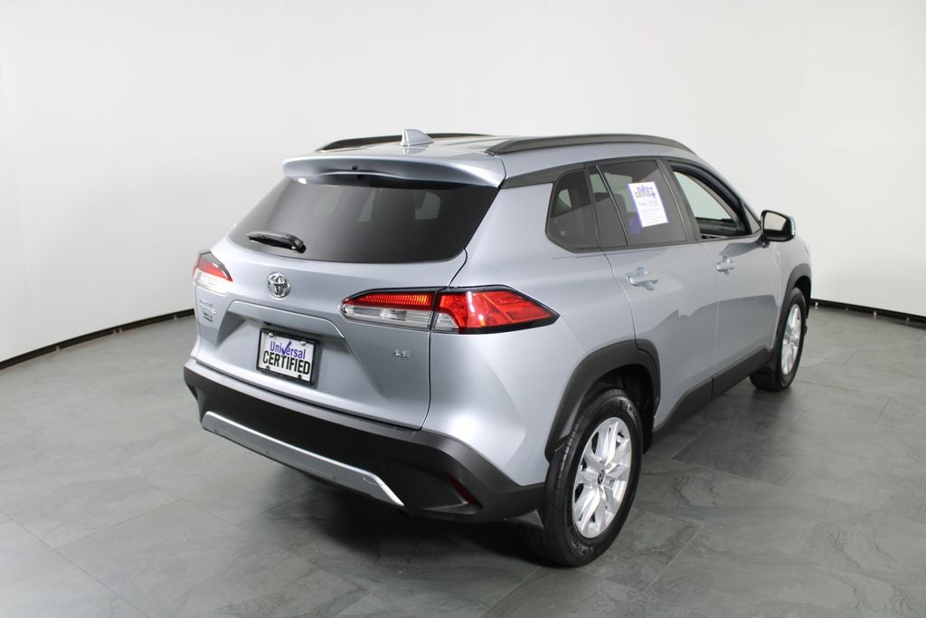 2024 Toyota Corolla Cross LE