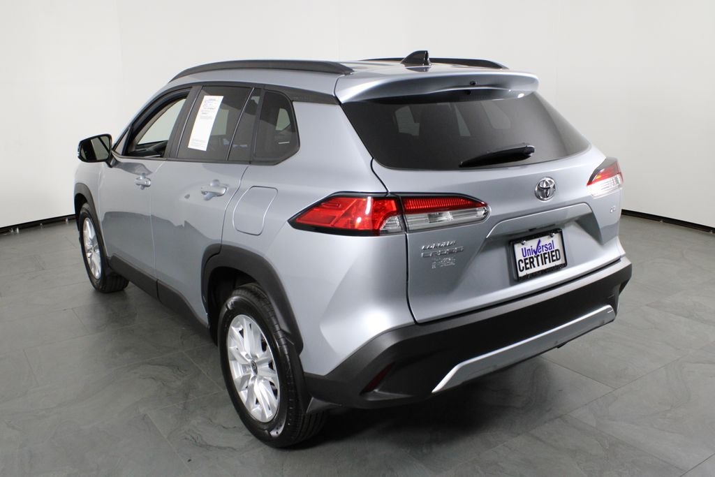 2025 Toyota Corolla Cross LE