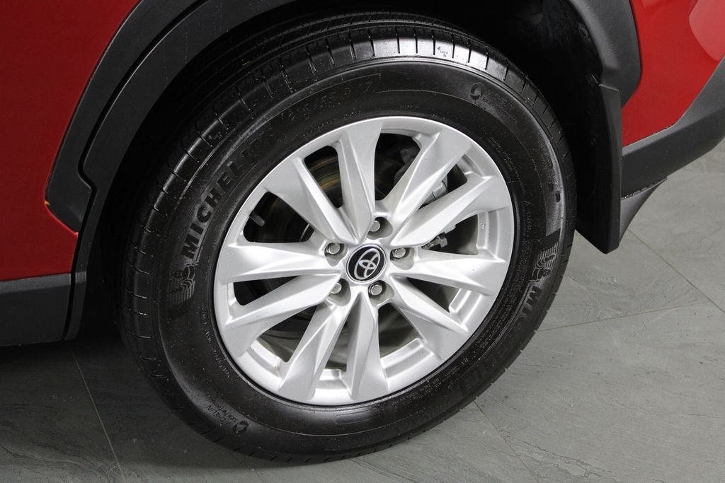 2022 Toyota Corolla Cross LE LE