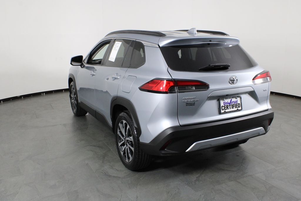 2024 Toyota Corolla Cross XLE