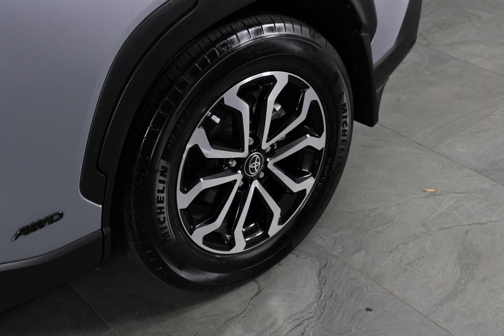 2024 Toyota Corolla Cross Hybrid SE