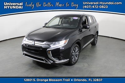 2020 Mitsubishi Outlander SE