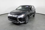 2020 Mitsubishi Outlander SE